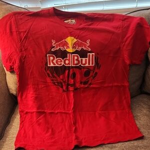 Fox Red Short Sleeve Graphic Tee with Yellow Accent